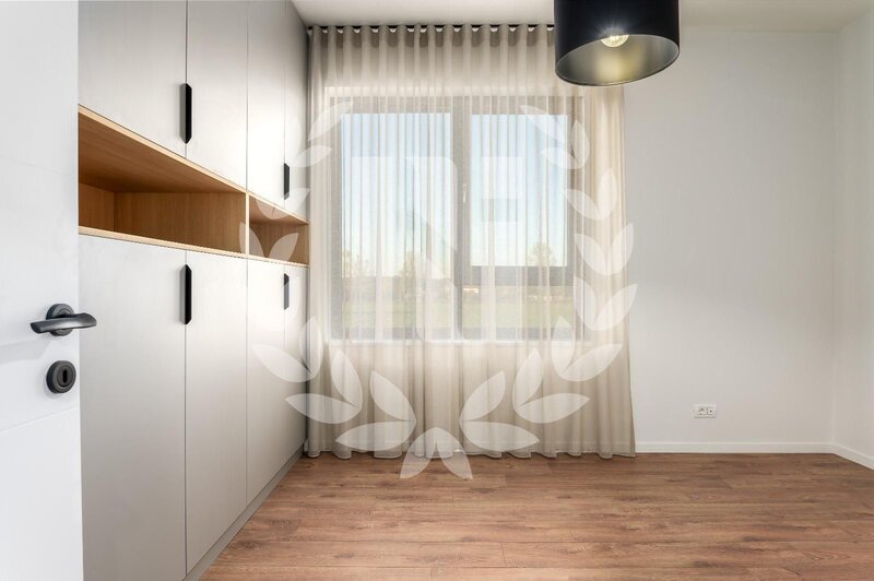 Balotesti, vila duplex.